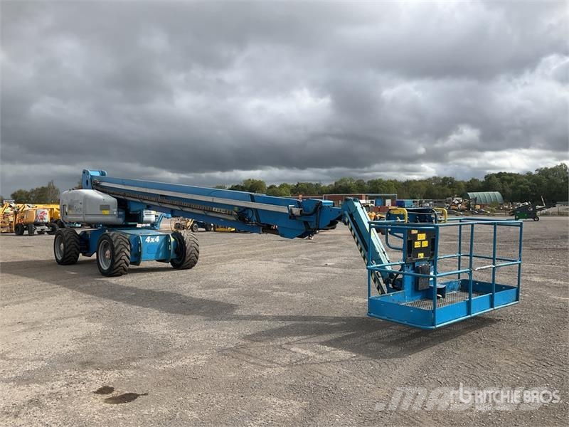 Genie S125 4WD Diesel Telescopic Boom Lift Телескопични повдигачи