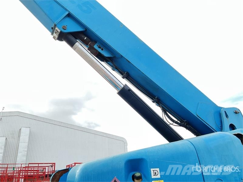 Genie S125 4WD Diesel Telescopic Boom Lift Nacelles télescopiques