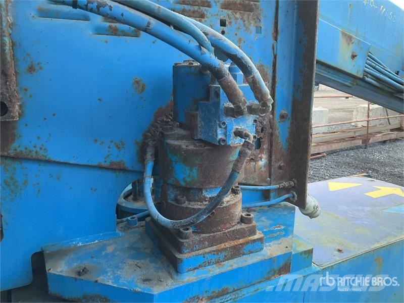 Genie S40 Telescopic boom lifts