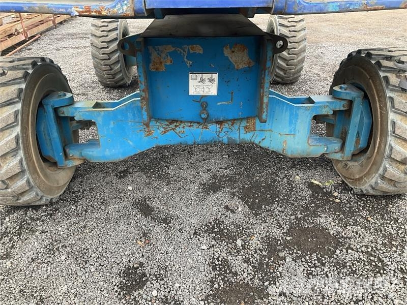 Genie S40 Telescopic Boom Lift رافعات سلة تلسكوبية