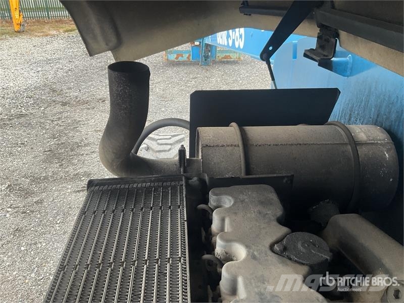 Genie S85 4WD Diesel 4WD Diesel Telescopic Boom Lift Nacelles télescopiques