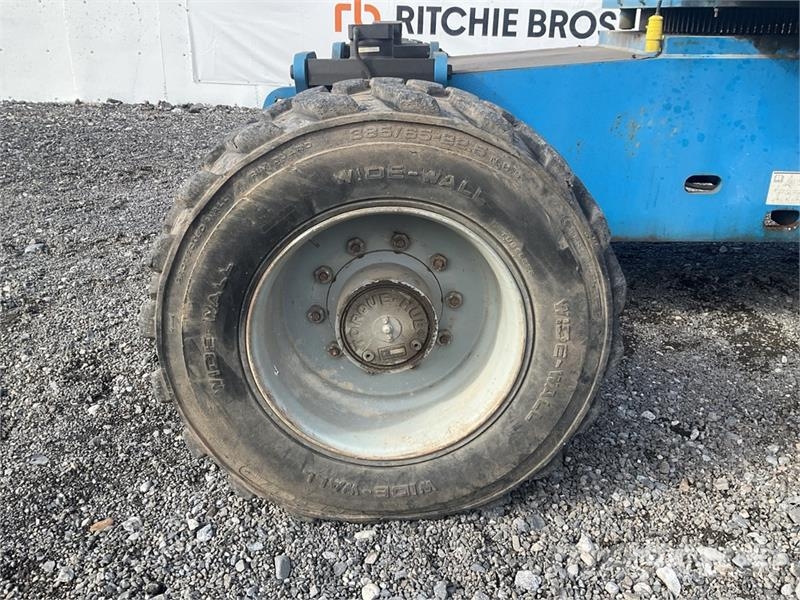 Genie S85 4WD Diesel 4WD Diesel Telescopic Boom Lift Nacelles télescopiques