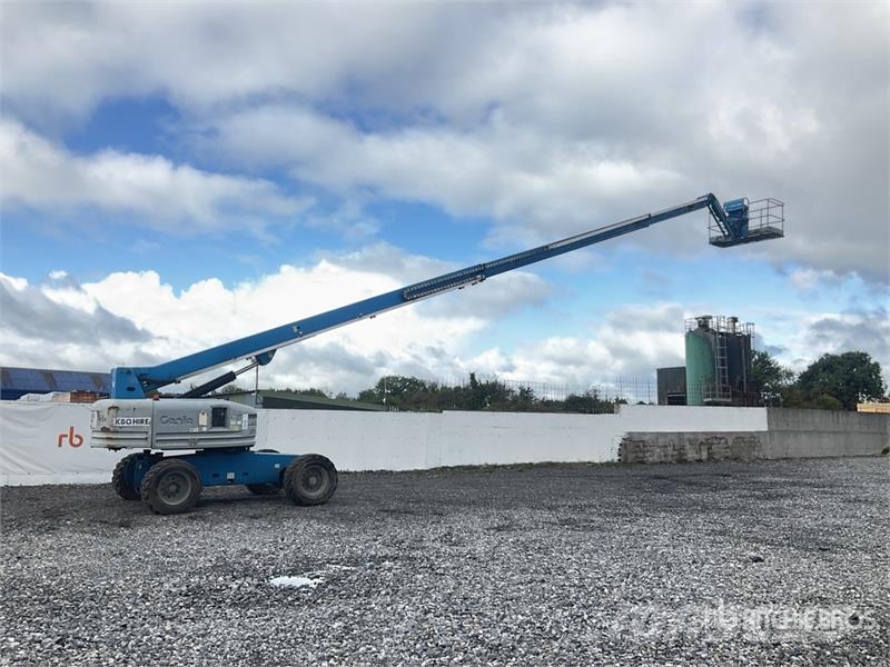 Genie S85 4WD Diesel 4WD Diesel Telescopic Boom Lift Nacelles télescopiques