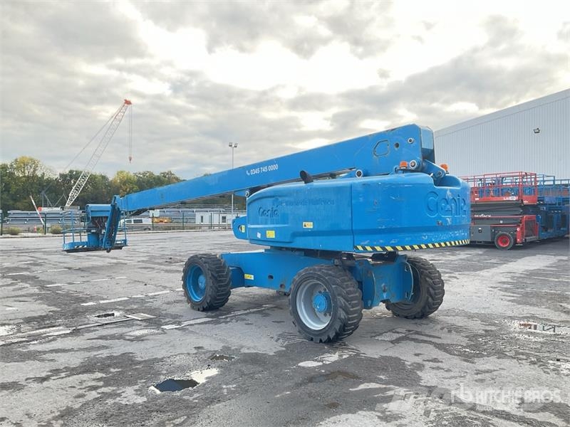 Genie S85 4WD Diesel Telescopic Boom Lift Plataformas elevatórias telescópicas