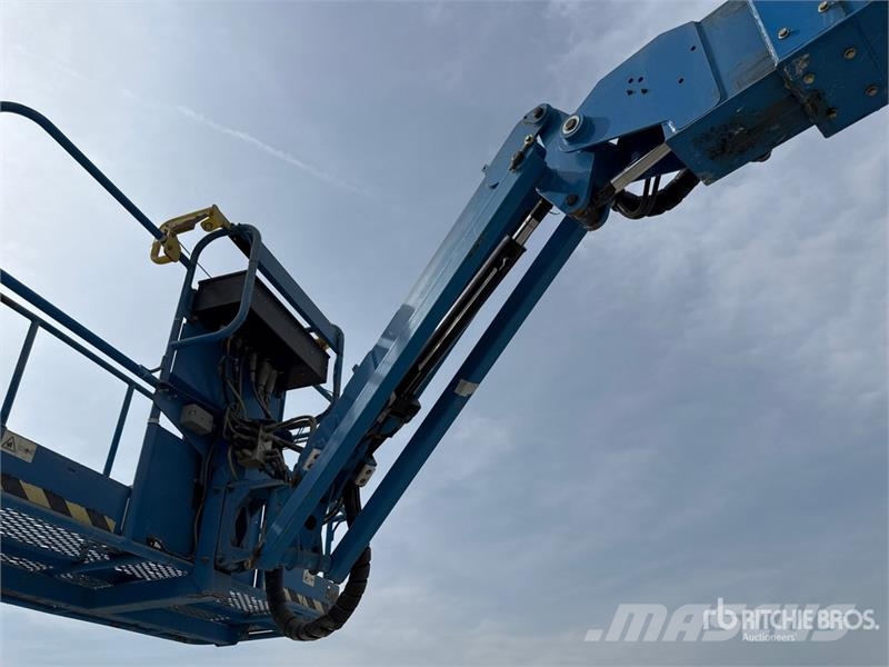 Genie S85 Telescopic Boom Lift Nacelles télescopiques
