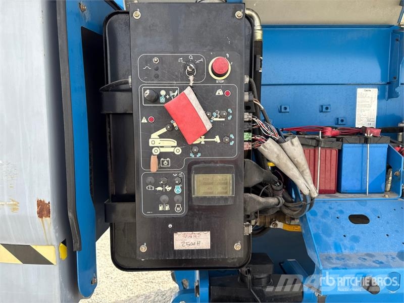 Genie S85 Telescopic Boom Lift Nacelles télescopiques