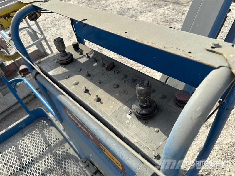 Genie S85 Telescopic Boom Lift Nacelles télescopiques
