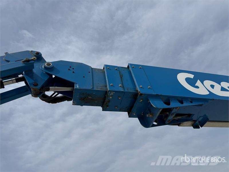 Genie S85 Telescopic Boom Lift Nacelles télescopiques