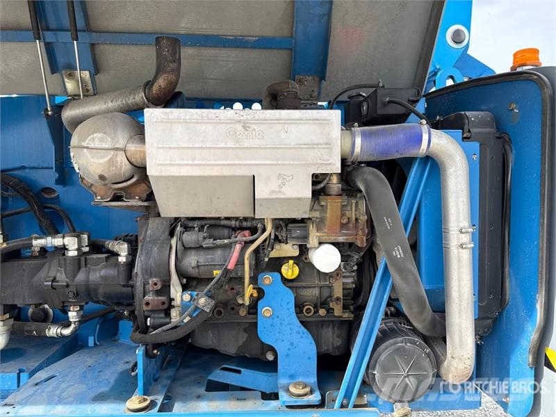Genie S85 Telescopic Boom Lift Nacelles télescopiques