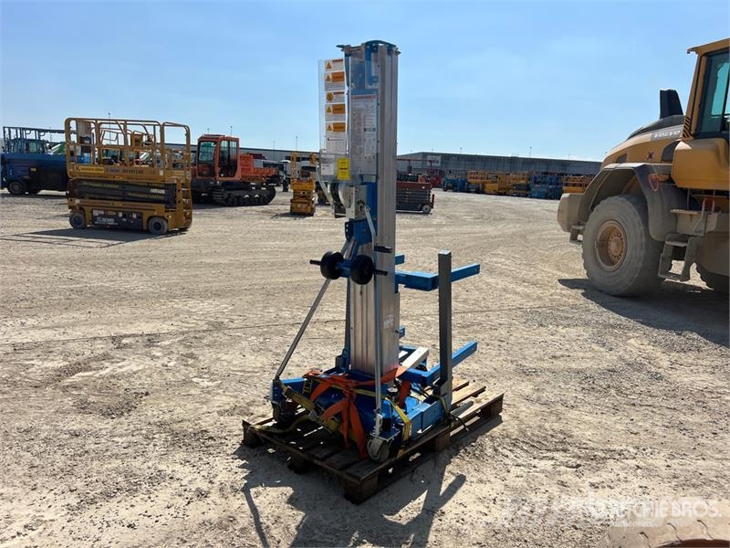 Genie SLA-10 Material Lift (Unused) Diger