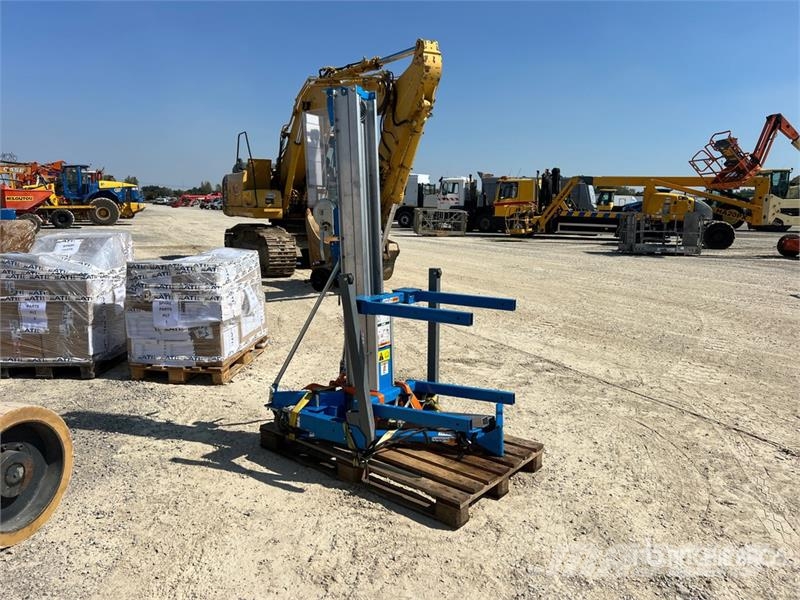 Genie SLA-10 Material Lift (Unused) Diger