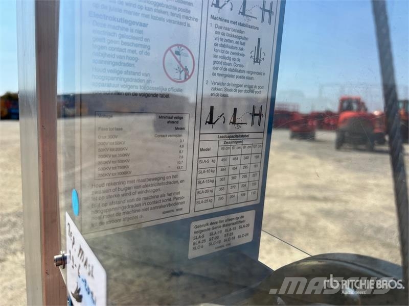Genie SLA-10 Material Lift (Unused) Diger