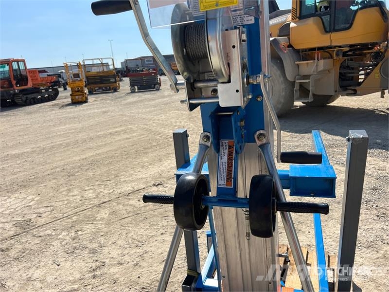 Genie SLA-10 Material Lift (Unused) Diger