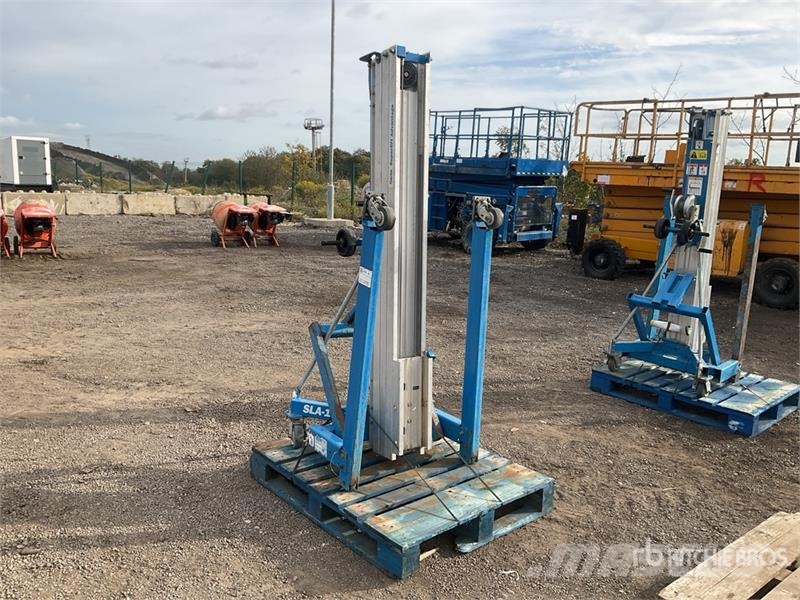 Genie SLA-15 Material Hoist Csörlők, emelőberendezések és anyagmozgató liftek
