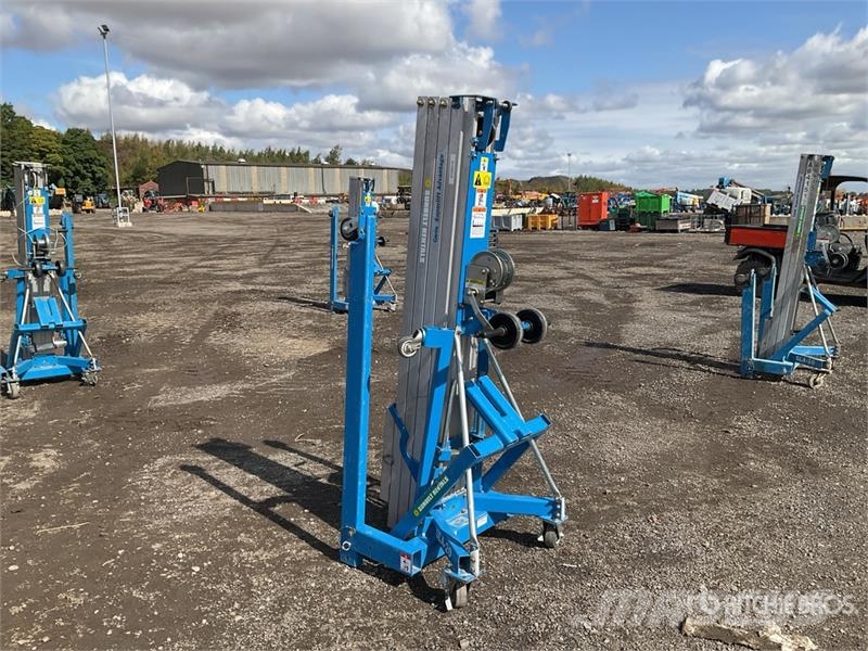 Genie SLA 20 Material Hoist المصاعد والرافعات المادية