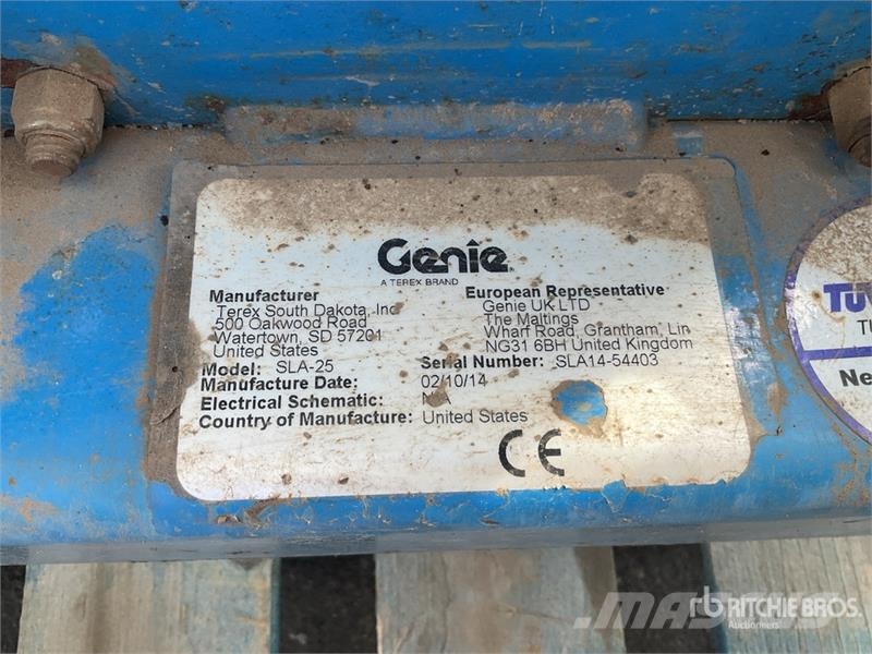 Genie SLA-25 Material Hoist Winches, hoists and material lifts