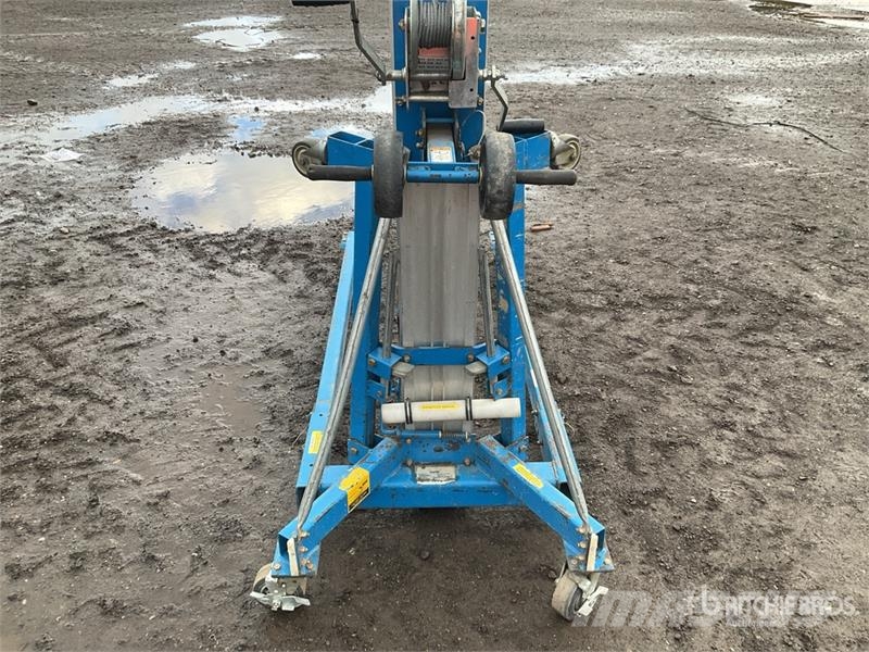 Genie SLA-25 Material Hoist Csörlők, emelőberendezések és anyagmozgató liftek