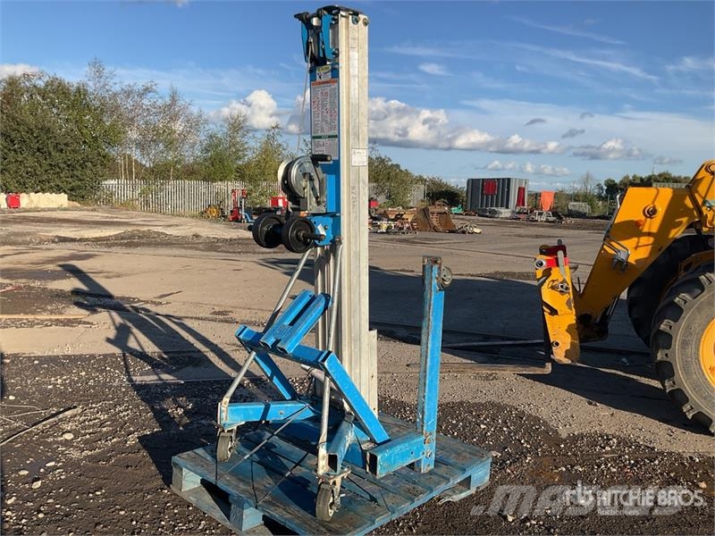 Genie SLA10 Material Hoist Csörlők, emelőberendezések és anyagmozgató liftek