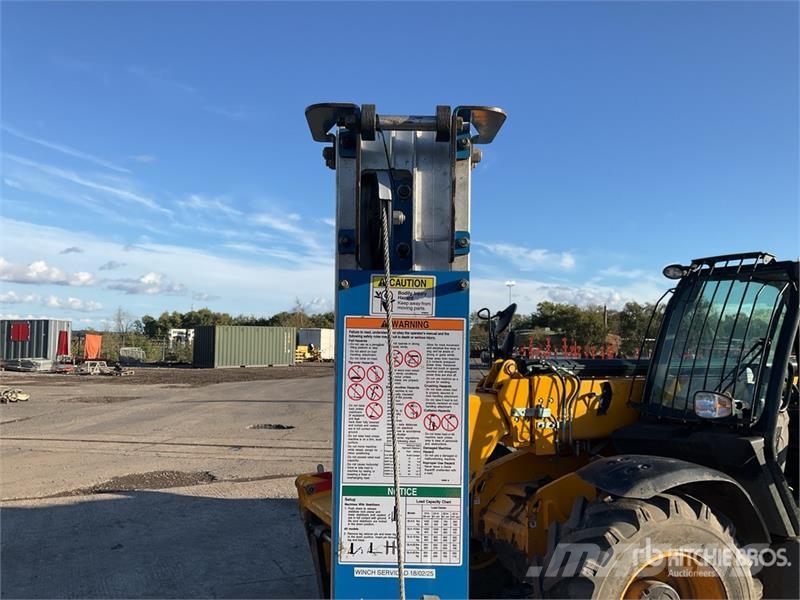 Genie SLA10 Material Hoist Csörlők, emelőberendezések és anyagmozgató liftek