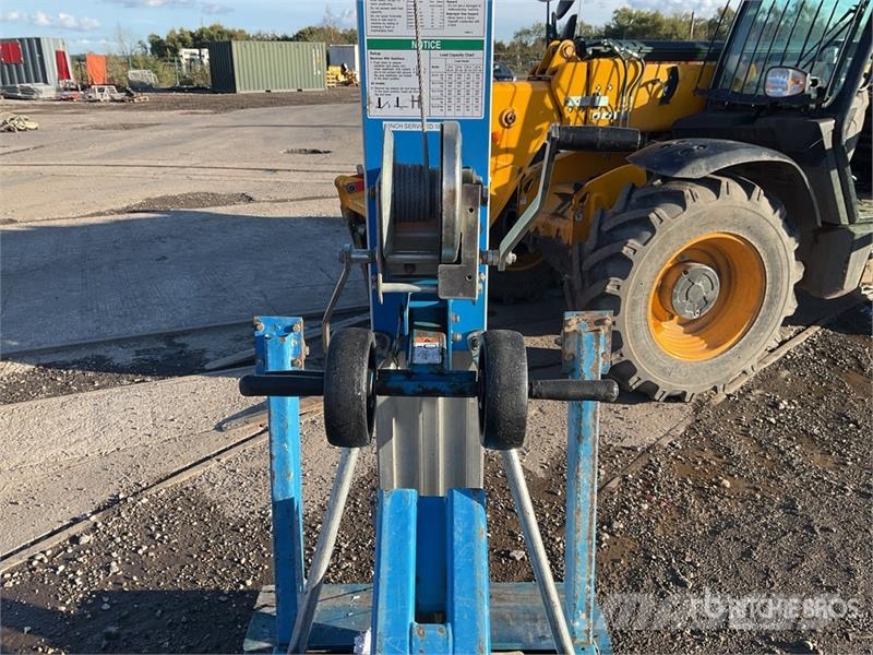 Genie SLA10 Material Hoist Csörlők, emelőberendezések és anyagmozgató liftek