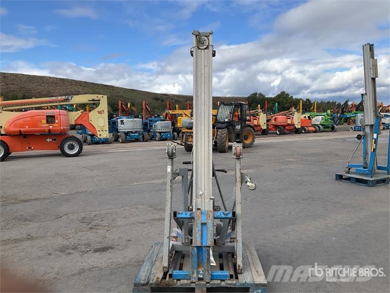 Genie SLC-18 Winches, hoists and material lifts