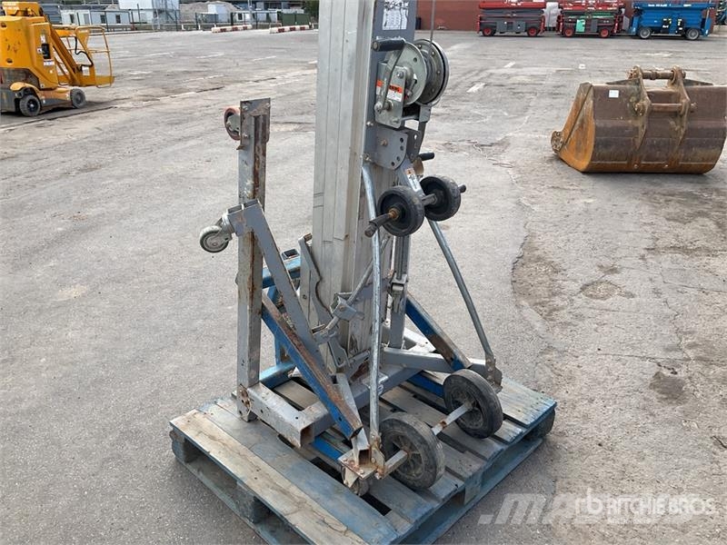 Genie SLC-18 Winches, hoists and material lifts