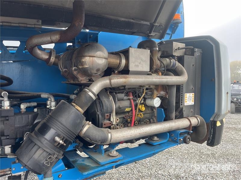 Genie SX-150 4WD Diesel Telescopic Boom Lift Teleskopik personel platformları