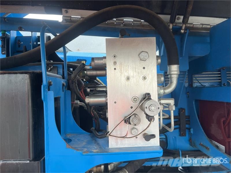 Genie SX-150 4WD Diesel Telescopic Boom Lift Teleskopik personel platformları