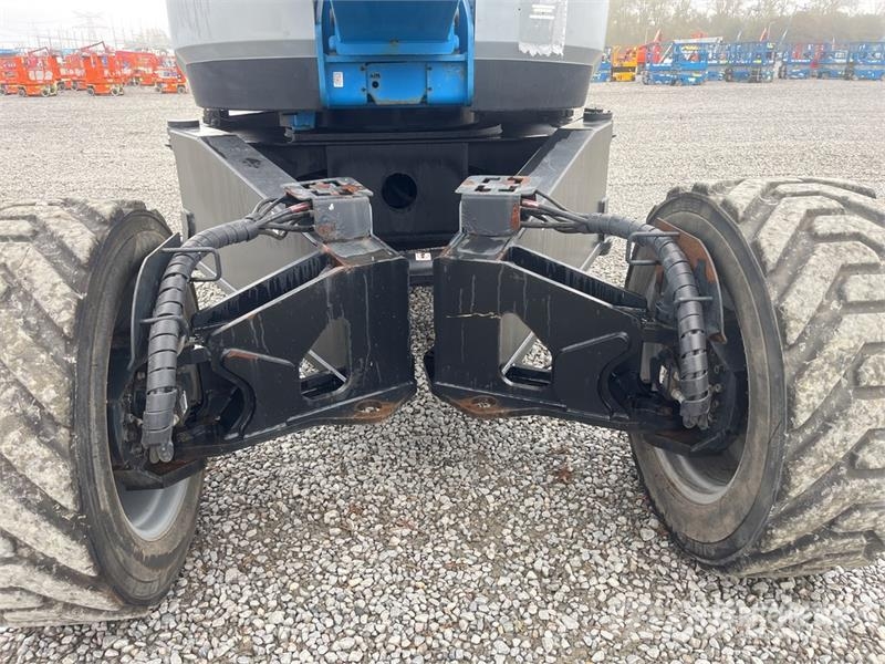 Genie SX-150 4WD Diesel Telescopic Boom Lift Teleskopik personel platformları