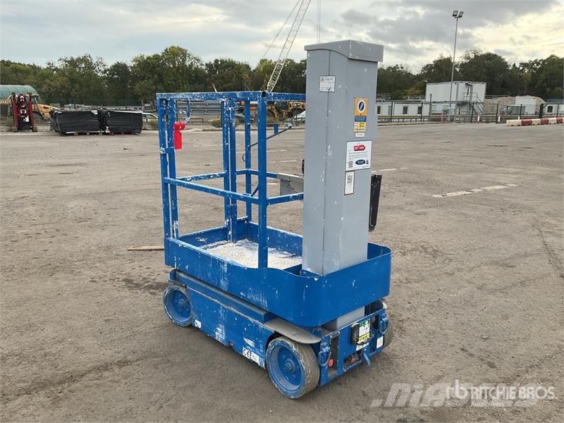 Genie Vertical Mast Lift رافعات السارية الرأسية
