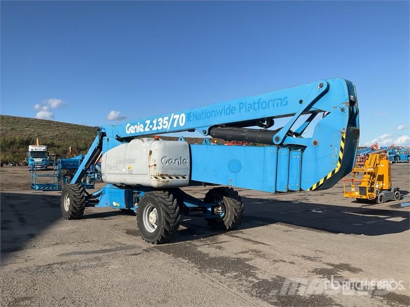 Genie Z-135 4WD Diesel Articulating Boom Lift Zglobne podizne platforme