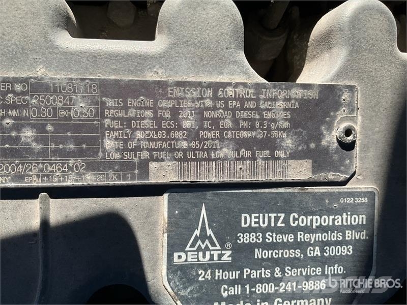 Genie Z-135 4WD Diesel Articulating Boom Lift Zglobne podizne platforme