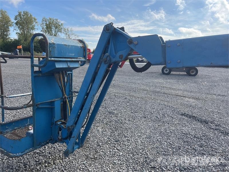 Genie Z-30/20N Zglobne dvižne ploščadi