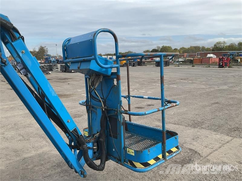 Genie Z-30/20N رافعات سلة مفصلية