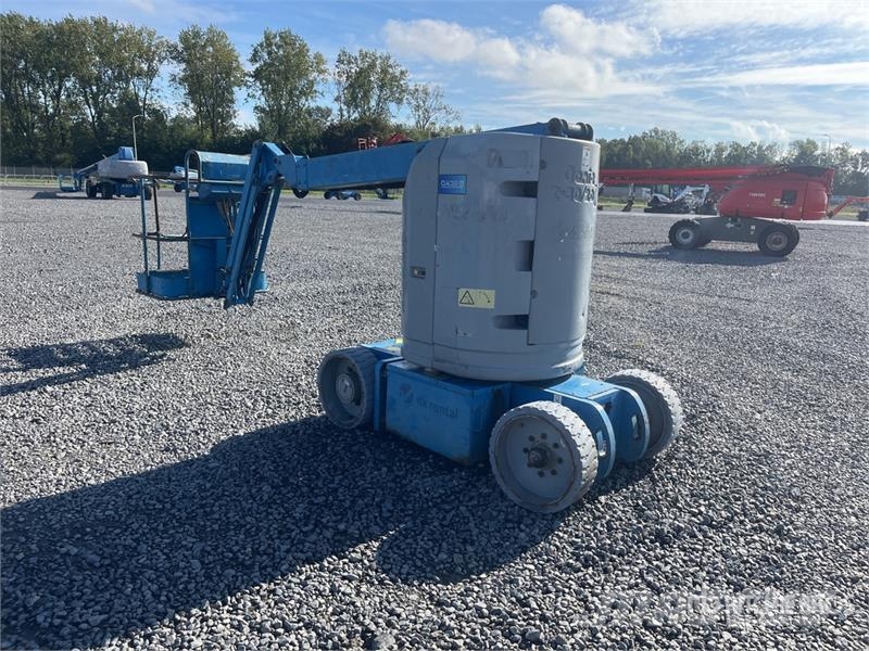 Genie Z-30/20N Zglobne dvižne ploščadi