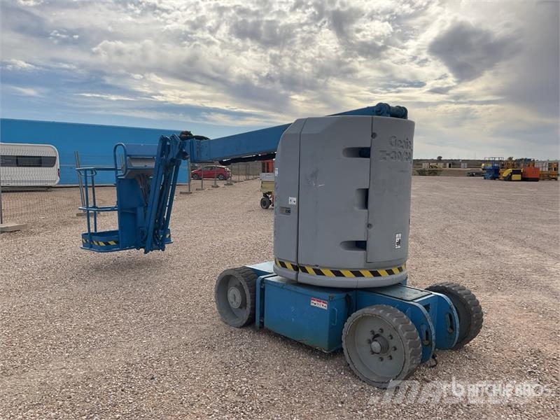 Genie Z-30/20N Articulated boom lifts