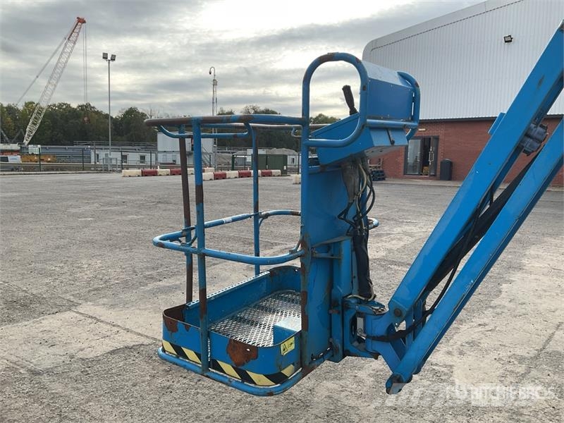 Genie Z-30/20N رافعات سلة مفصلية