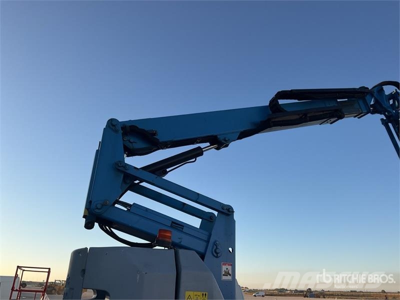 Genie Z-30/20N Articulated boom lifts