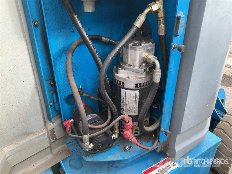 Genie Z-30/20N رافعات سلة مفصلية