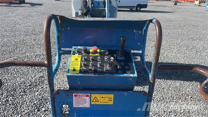 Genie Z-30/20N Zglobne dvižne ploščadi