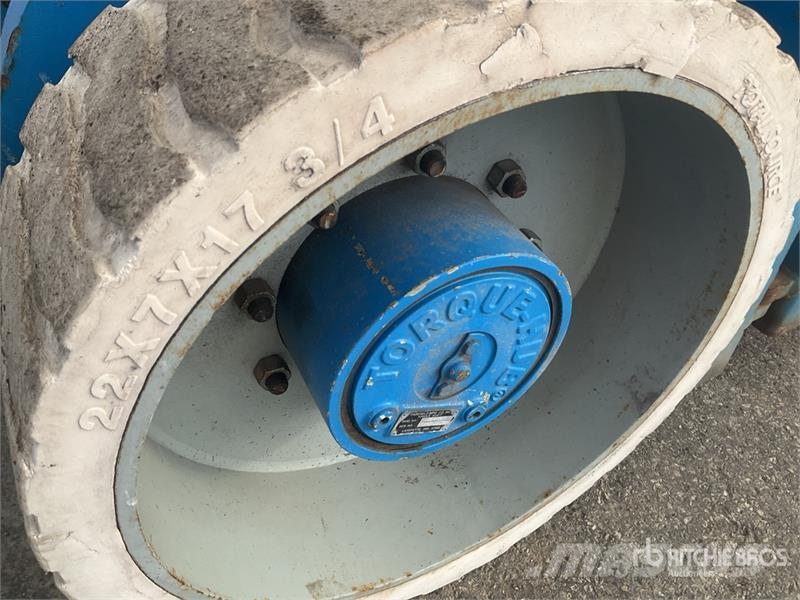 Genie Z-30/20N RJ 관절형 전동이동 리프트