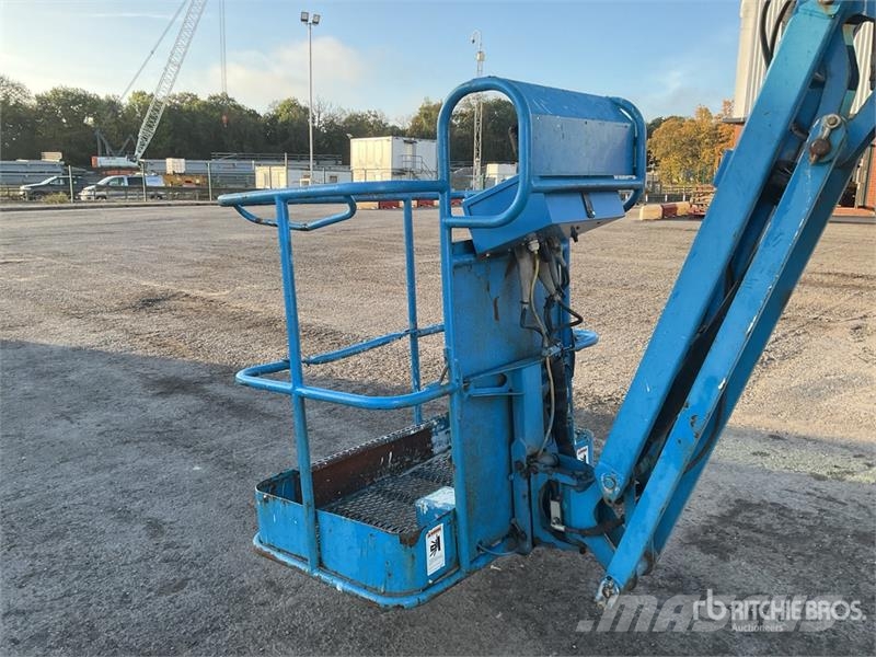 Genie Z-30/20N RJ Vertikalūs stiebiniai keltuvai