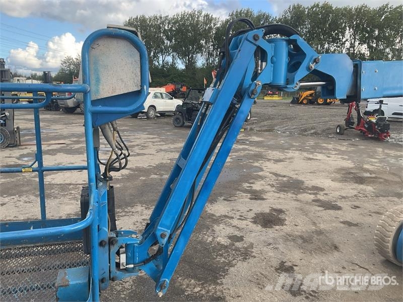 Genie Z-30/20N RJ 관절형 전동이동 리프트