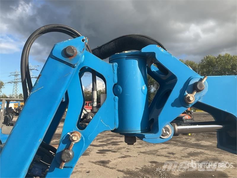 Genie Z-30/20N RJ 관절형 전동이동 리프트