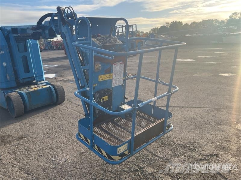 Genie Z-30/20N RJ 2WD Electric Articulating Boom Lift Elevadores braços articulados