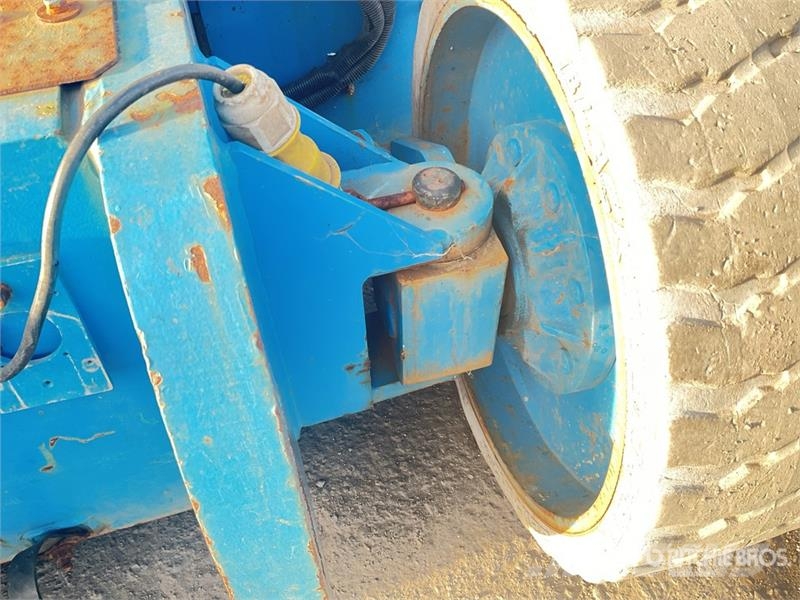Genie Z-30/20N RJ 2WD Electric Articulating Boom Lift Elevadores braços articulados