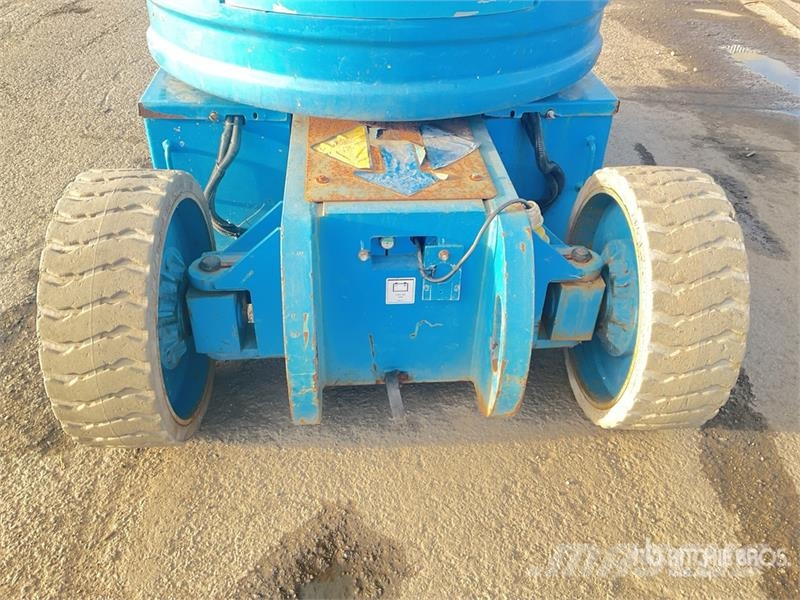 Genie Z-30/20N RJ 2WD Electric Articulating Boom Lift Elevadores braços articulados