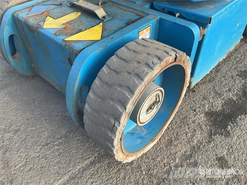 Genie Z-30/20N RJ 2WD Electric Articulating Boom Lift Elevadores braços articulados