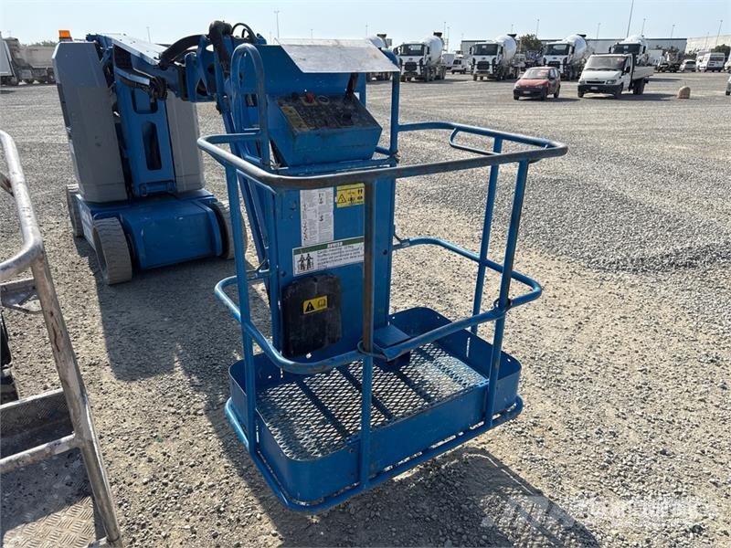 Genie Z-30/20N RJ Electric Articulating Boom Lift ブームリフト 屈伸型