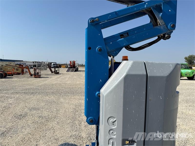 Genie Z-30/20N RJ Electric Articulating Boom Lift ブームリフト 屈伸型
